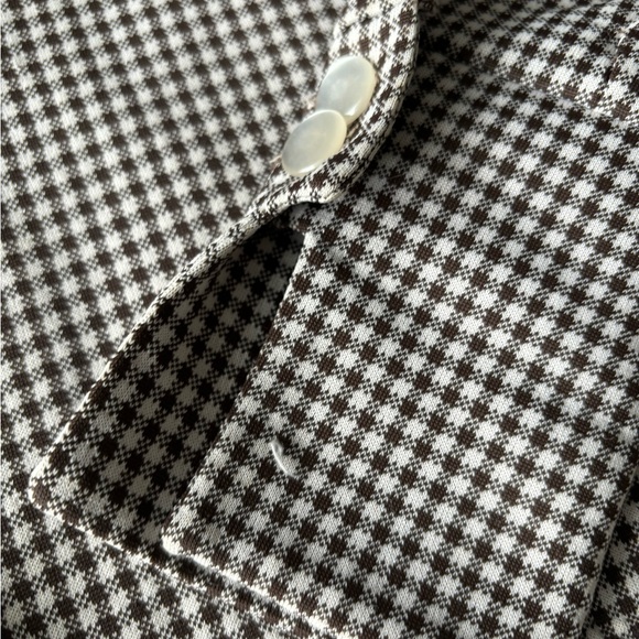70’s brown gingham button down 
Size. Xs
Shoulders: 15’
Bust: 17’ - Picture 5 of 6